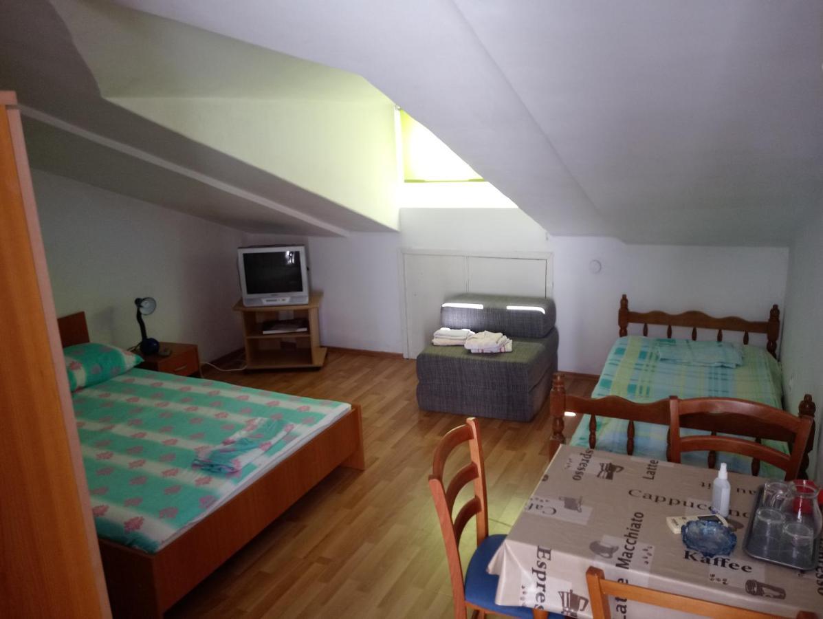 Apartman St3 Hotel Split Exterior photo